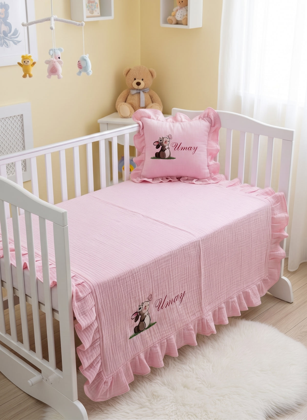 Nakışlı Dört Kat Müslin 2'li Set (Yastık Kılıfı - Battaniye) Bebek Hediyelik