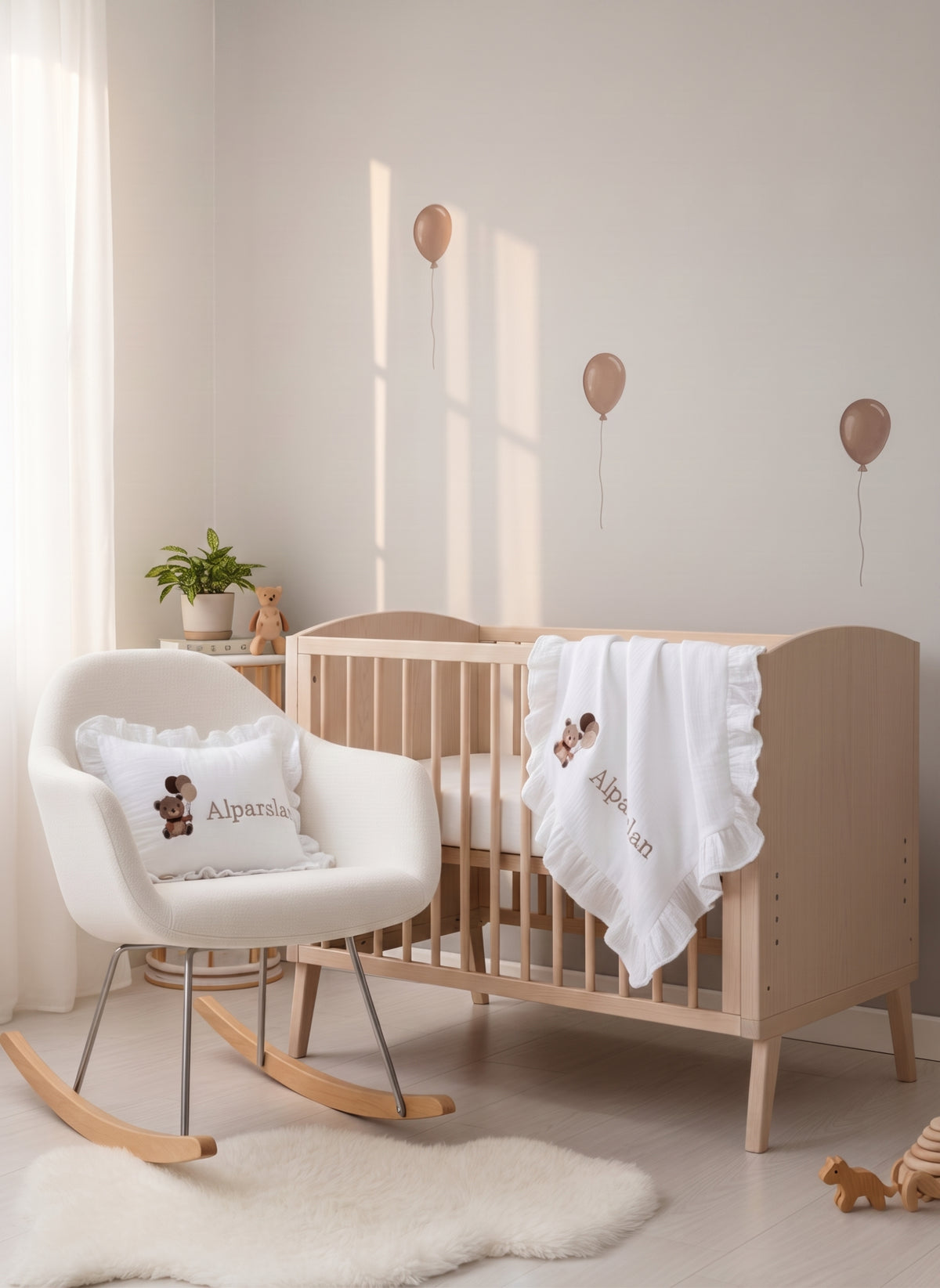 Nakışlı Dört Kat Müslin 2'li Set (Yastık Kılıfı - Battaniye) Bebek Hediyelik